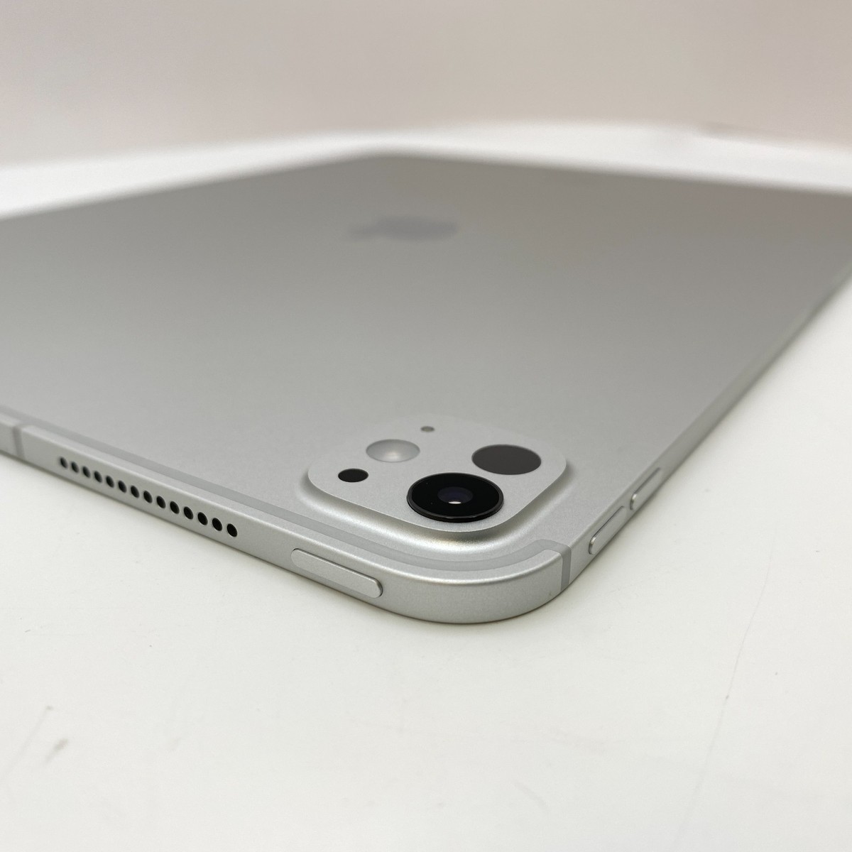 Apple iPad Pro 13