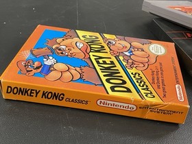 Donkey Kong Classics (Nintendo NES, CIB, Complete w/ Box & Manual, Authentic)