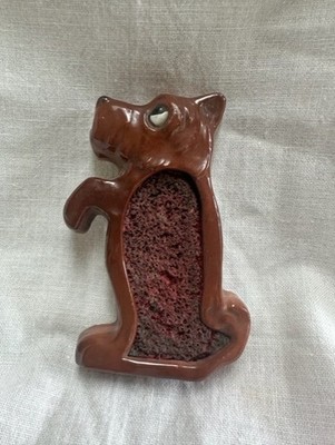 vintage sponge inside brown flat ceramic SCOTTIE SCOTTY wetting stamps Germany