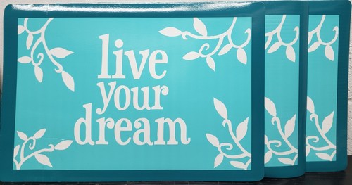 Set of 3 Kitchen Vinyl Non Clear Placemats (12"x18") LIVE YOUR DREAM ON AQUA, GR - 第 1/17 張圖片
