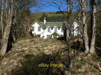 Photo 12x8 Glen Doll Lodge The former SYHA hostel in Glen Doll now a priva c2012
