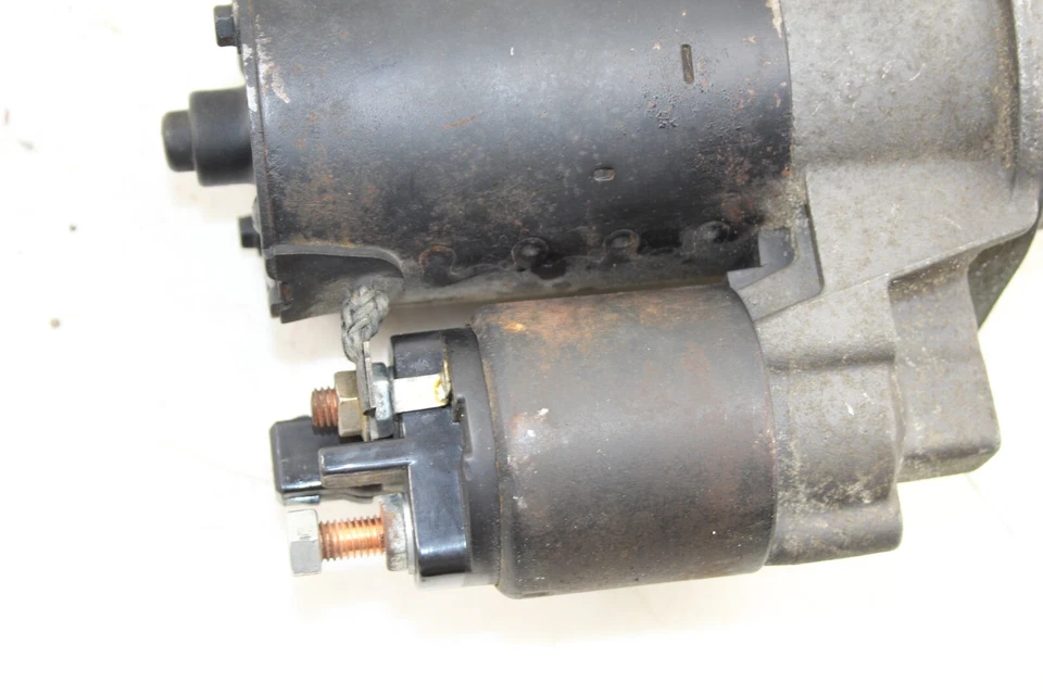 Motor de arranque Volkswagen Golf 2000-2004 1,8 L SR0830X OEM CG122 Foto 2 de 4