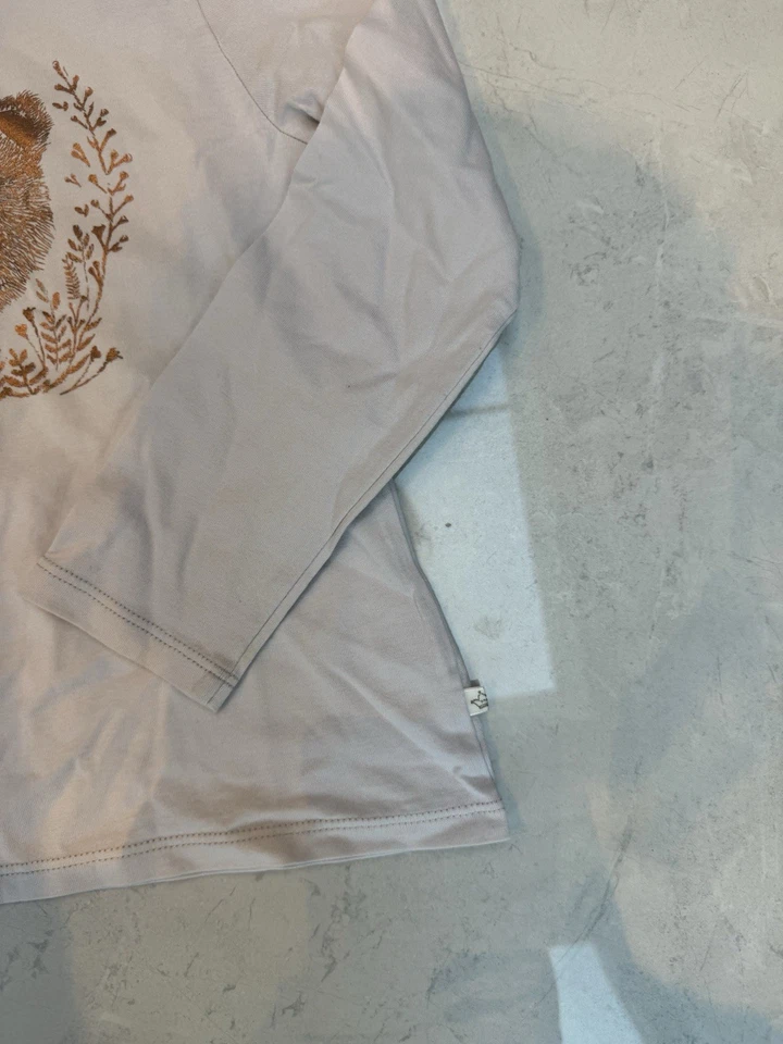 Marie Chantal Tshirt Age 6 - Image 2 of 4