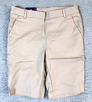 IZOD Junior's Beige Uniform Skinny Bermuda Stretch Twill Short Size 7