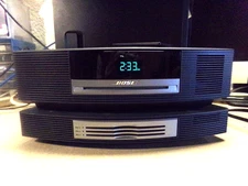 BOSE Wave Music System  Multi-CD Changer, AM/FM Radio W/ Remote AWRCC2