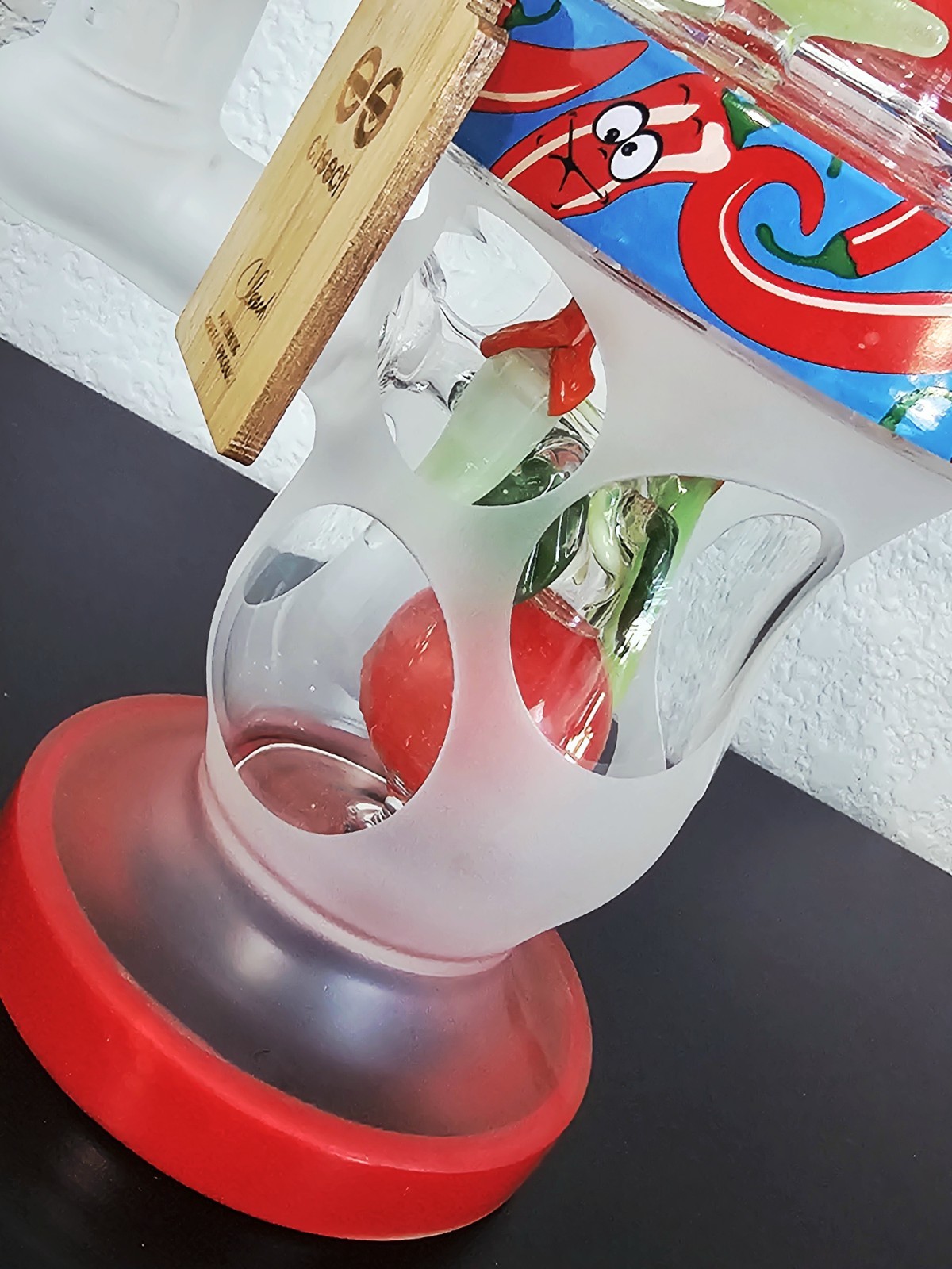 CHEECH GLASS 'GREEN CHILI PEPPER' PIPE 10"  WATER PIPE/ BONG/ RIG