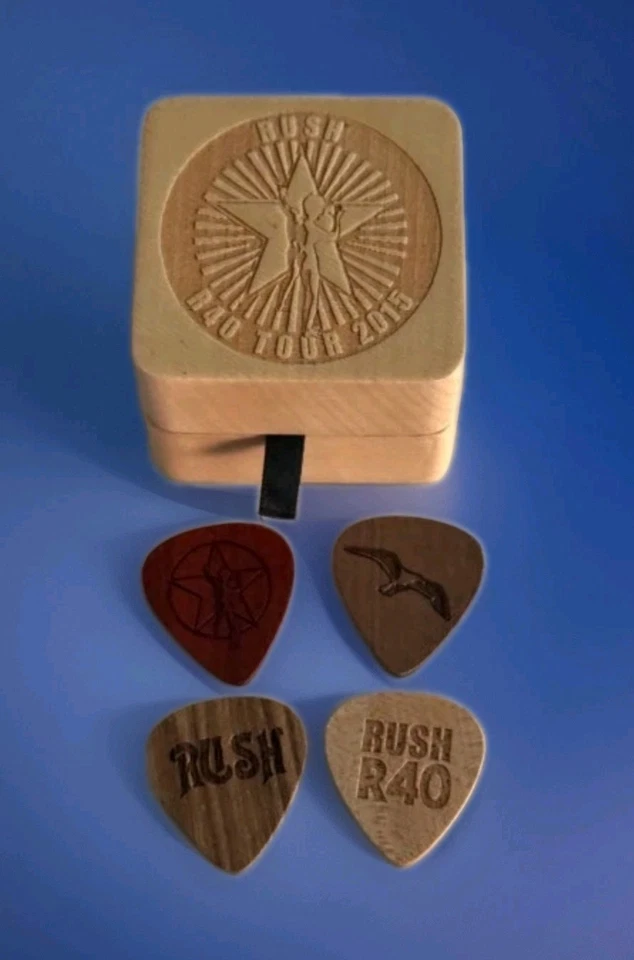 Guitarra de Coleccionista de Madera Rush "R40 Live Tour" Edición Limitada Nueva En Caja  Foto 4 de 4