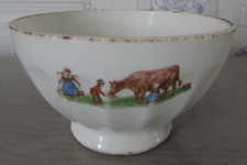Ancien bol de Grand-Mère Scène paysanne Traite des vaches, en l'état...
