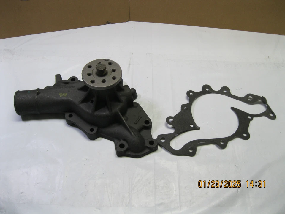 Engine Water Pump Cardone 58-450 Reman (box rough) - Image 2 of 4