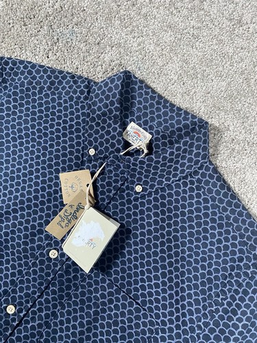 Faherty Shirt Mens Small Stretch Playa Short Sleeve Fish Scale Organic NWT$138