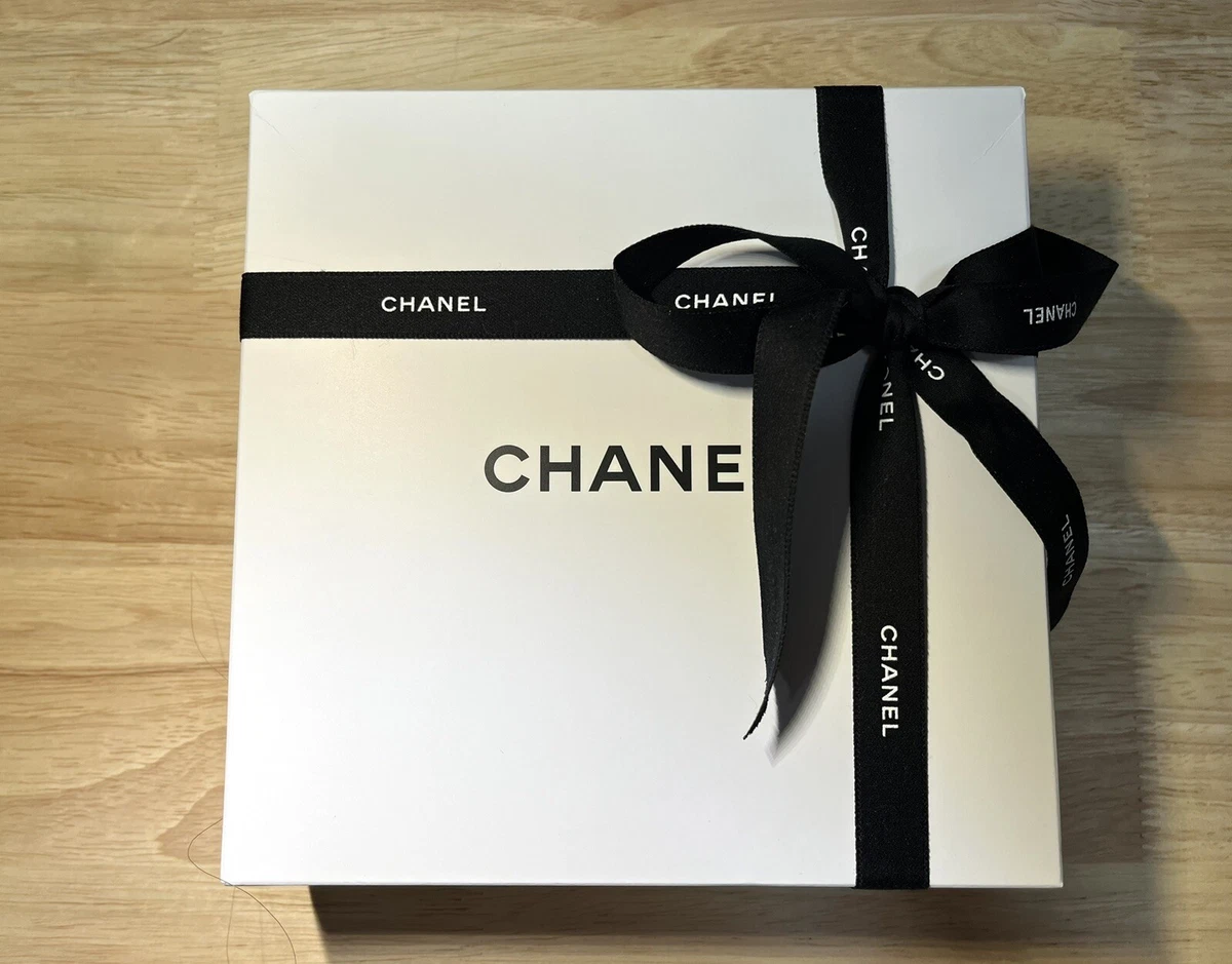 Chanel Beauté Towel Set AUTHENTIC