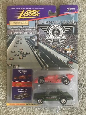 1996 Johnny Lightning 1977 A.J. FOYT Indy & OLDS DELTA 88 Pace Car