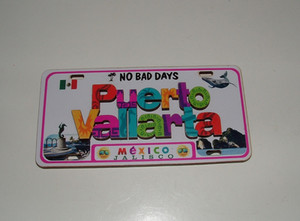 Puerto Vallarta Mexico "No Bad Days" Souvenir Magnet, Age Unknown, pre-owned
