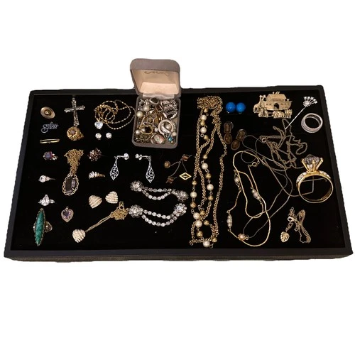 Vintage Estate Costume Jewelry Lot MCM 60s 70s Retro To Now Gold Silver Tone