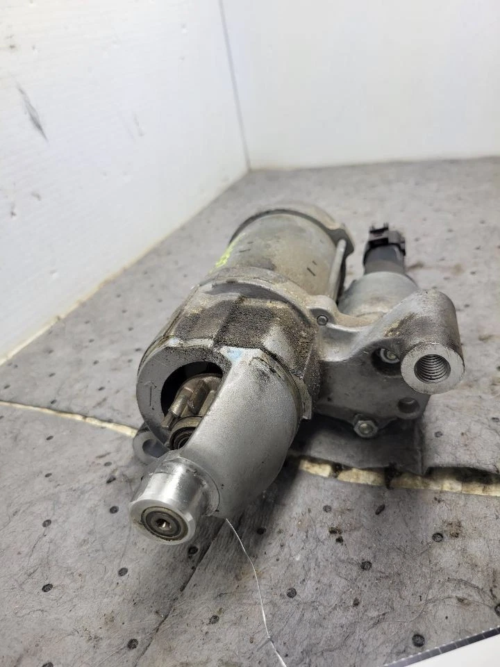 Motor de arranque Parada y arranque automático del motor se adapta a AUDI S6 1693343 16-17 Foto 2 de 4