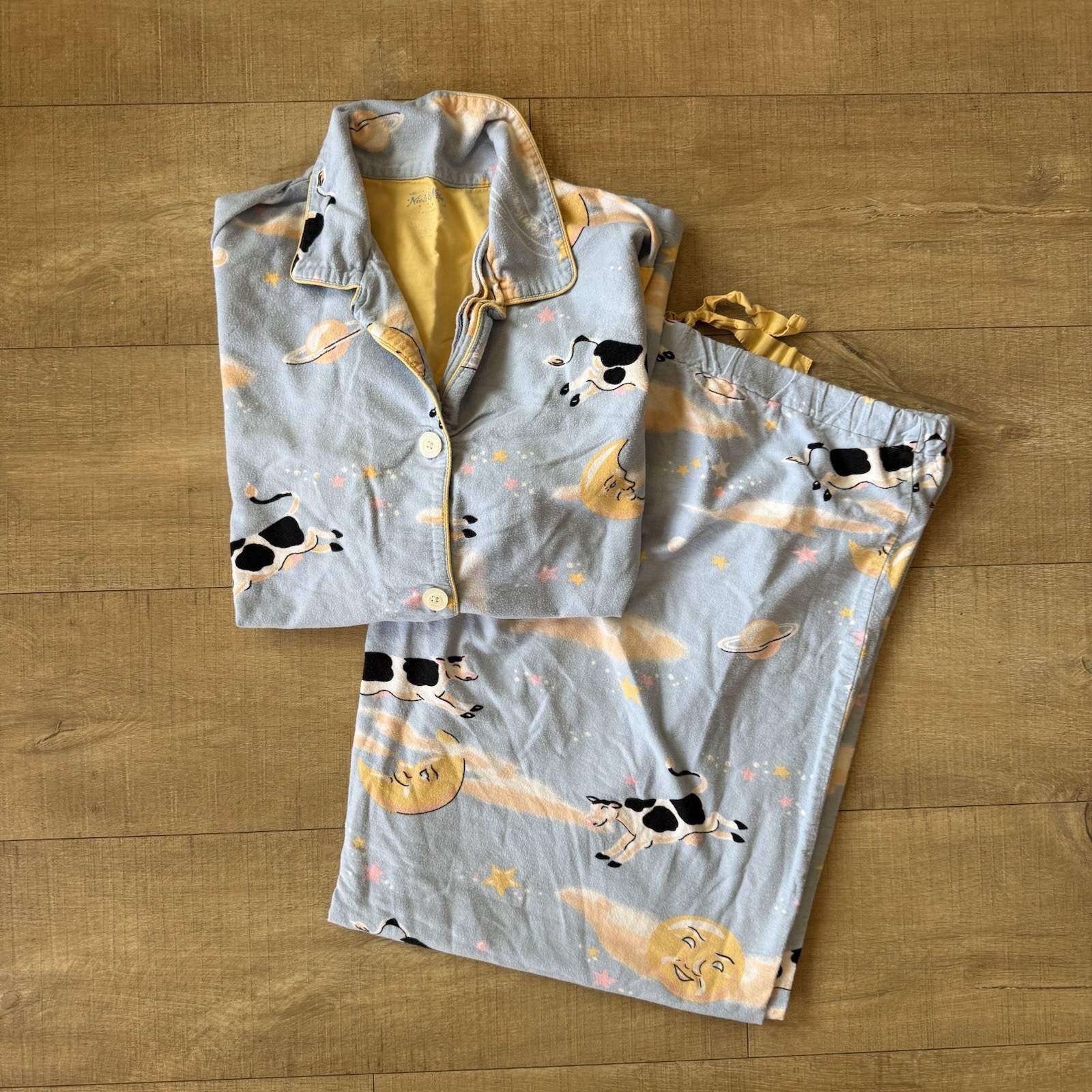 Nick & Nora Pajama Set Size Large 100% Cotton Cow Jumped Over The Moon Print