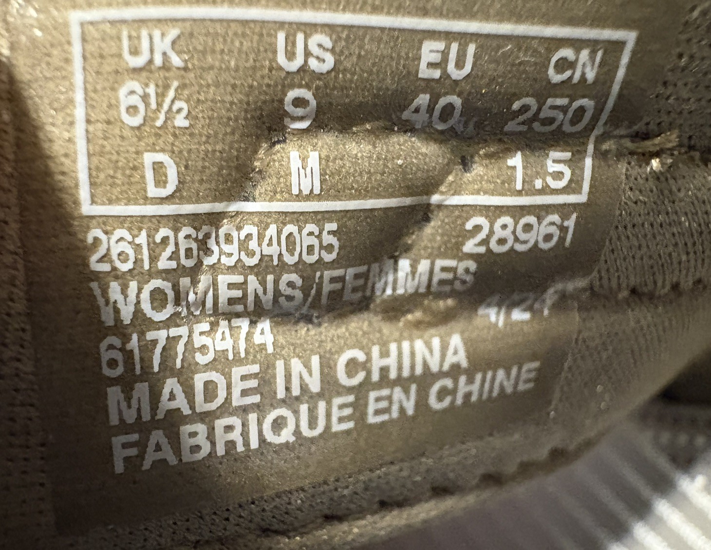 Clarks Collection Cloudsteppers SIZE 9 Thong Brow… - image 4