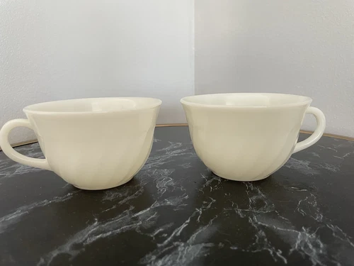 Vintage Fire King Oven Glass White Milk Glass Ribbed Swirl Tea/Coffee Cups