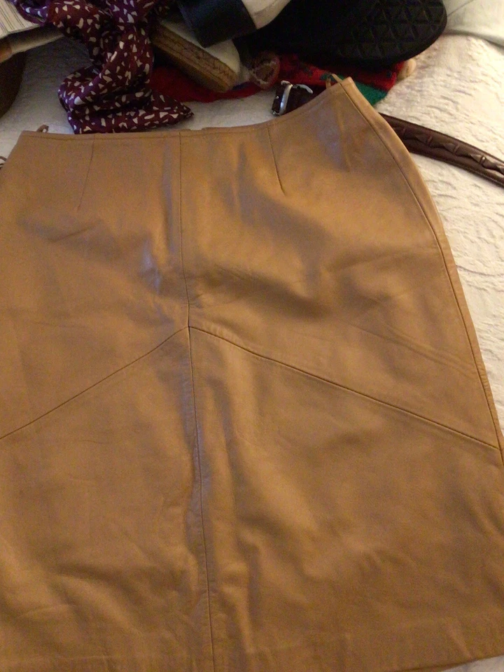 Trek New York Genuine Leather Skirt size 10 - Image 3 of 4