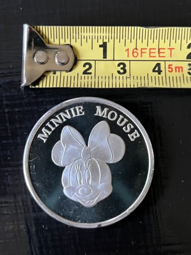 Minnie Mouse DISNEY 1928 1998 BUON COMPLEANNO TOPOLINO .999 MONETA ARGENTO FINE ROTONDA - Foto 2 di 2