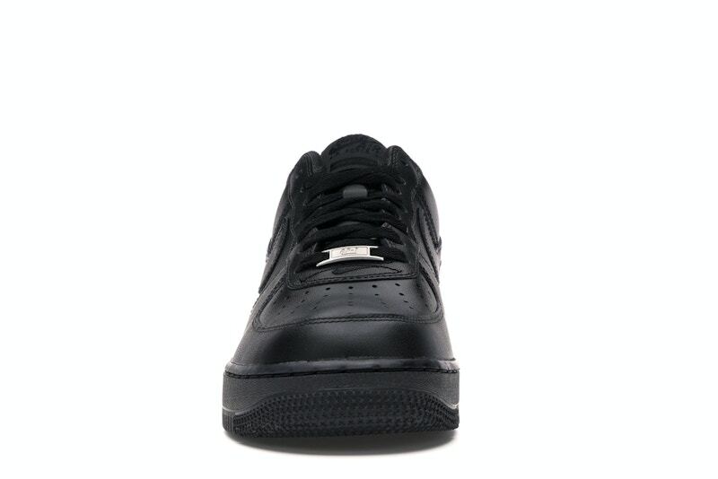 Size 4.5 - Nike Air Force 1 Low x Supreme Box Logo - Black Size 4.5 - Nike Air Force 1 Low x Supreme Box Logo - Black