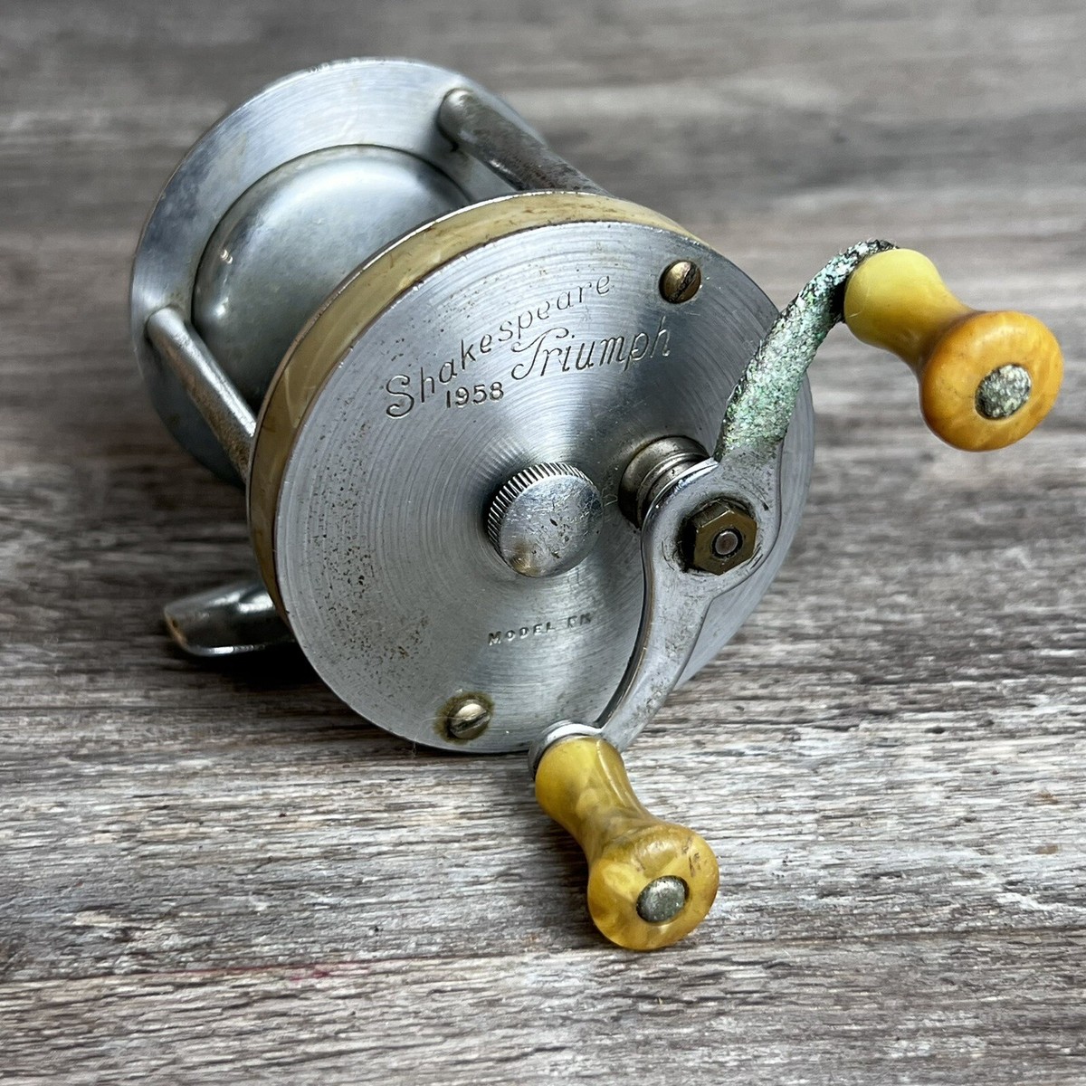 Vintage Shakespeare 1958 Triumph Model FX Fishing Reel | eBay Vintage Shakespeare 1958 Triumph Model FX Fishing Reel | eBay