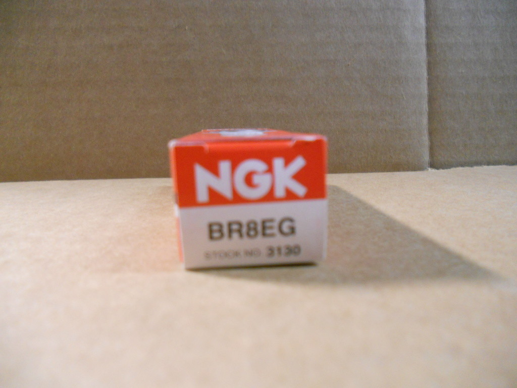 NOS Honda Kawasaki Yamaha NGK Spark Plug 81-00 RMX250 WR250 WR500 YZ250 B8EG Qt1