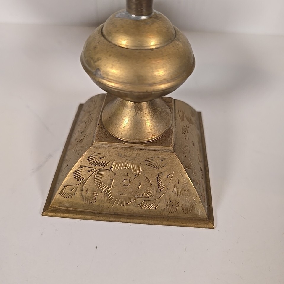 Vintage Brass Balance Scales W/Engraved Base And Bowl Vintage Scales Of