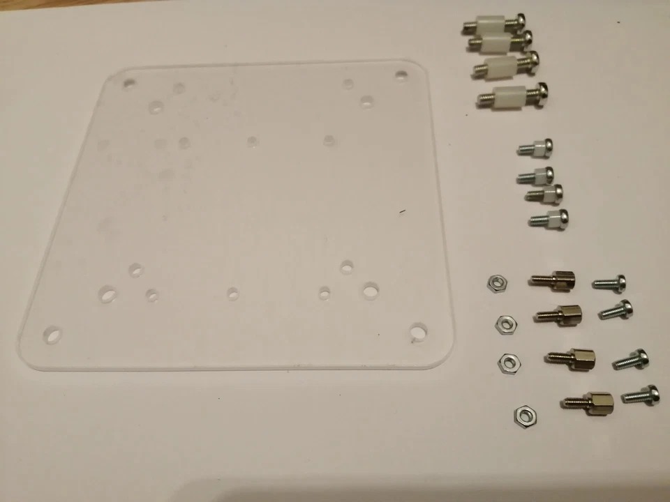 Omni Pi Raspberry Pi VESA-compatable mount suits RasPi 2, 3, 4, 5, Zero with SSD - Image 2 of 4