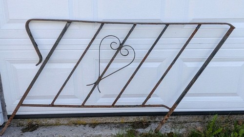 Vintage Old Wrought Iron Metal Handrail Porch Stair Railing Heart Detail 52"x36"