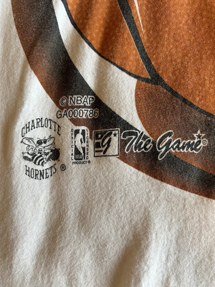 Charlotte Hornets NBA Vintage XL Shirt *SUPER RARE* - Image 3 of 4