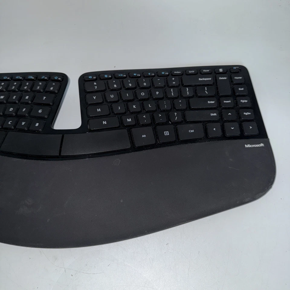 SEE PHOTOS Microsoft Sculpt Wireless Ergonomic Desktop Keyboard 1559 w Dongle - Image 3 of 3