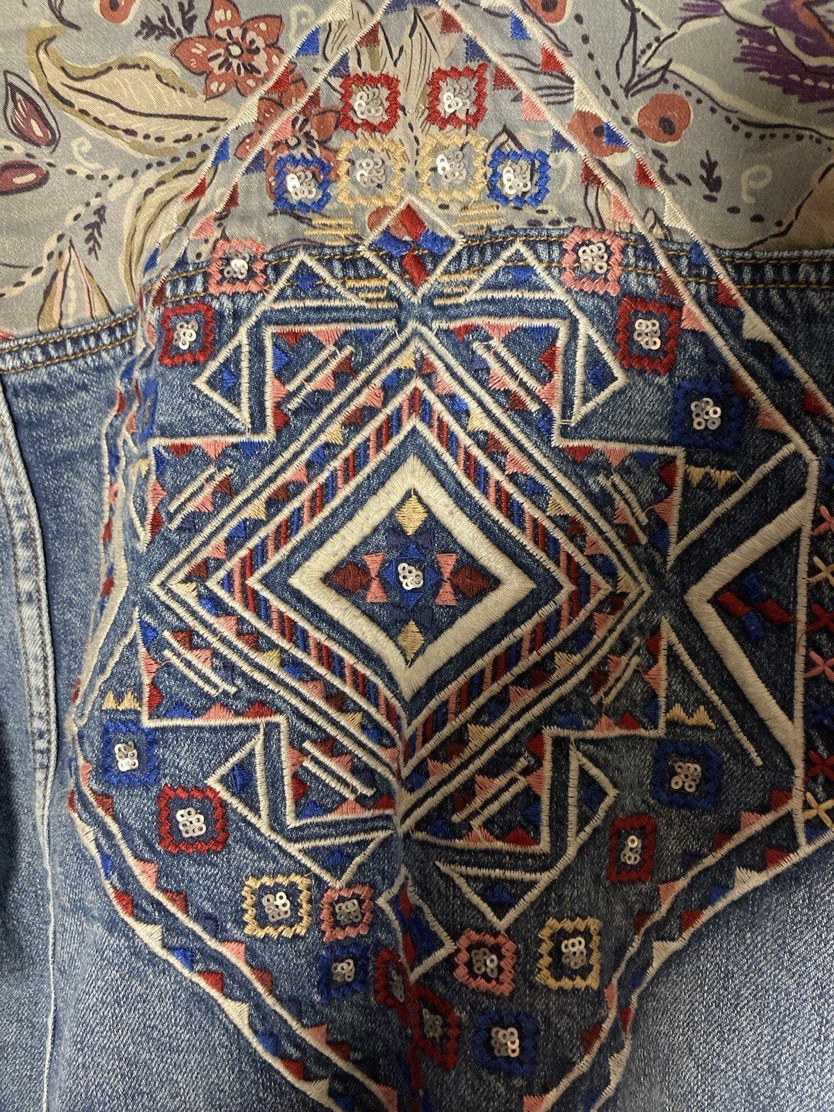 AMERICAN EAGLE Aztec Embroidered Patchwork Embell… - image 7