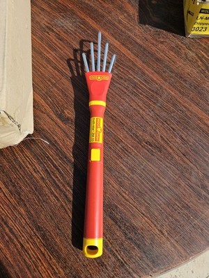 German Wolf Garten Multi-Star LF-M/ZM03 Small Crumbler Gardening Hand Tools