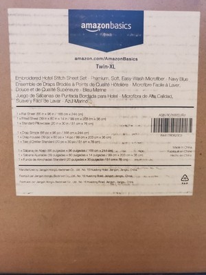 Amazon Basics Twin/ Twin XL Sheet Set   Navy Blue Microfiber Unused And Unopened