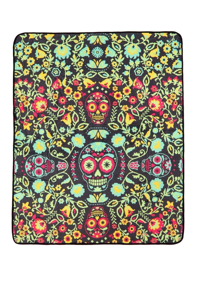 Sugar Skull Comfy Throw Blanket 60x48 Day of the Dead Soft Plush New - Image 2 of 4