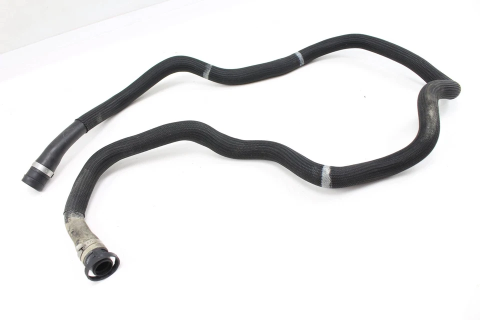 AUDI A8 QUATTRO 2004-2010 4,2 L - Válvula EGR / MANGUERA BOMBA DE AIRE SECUNDARIA Foto 2 de 4