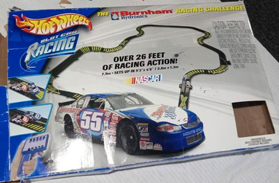 Hot Wheels: The Burnham Racing Challenge Hydronics Slot Car Racing - Read