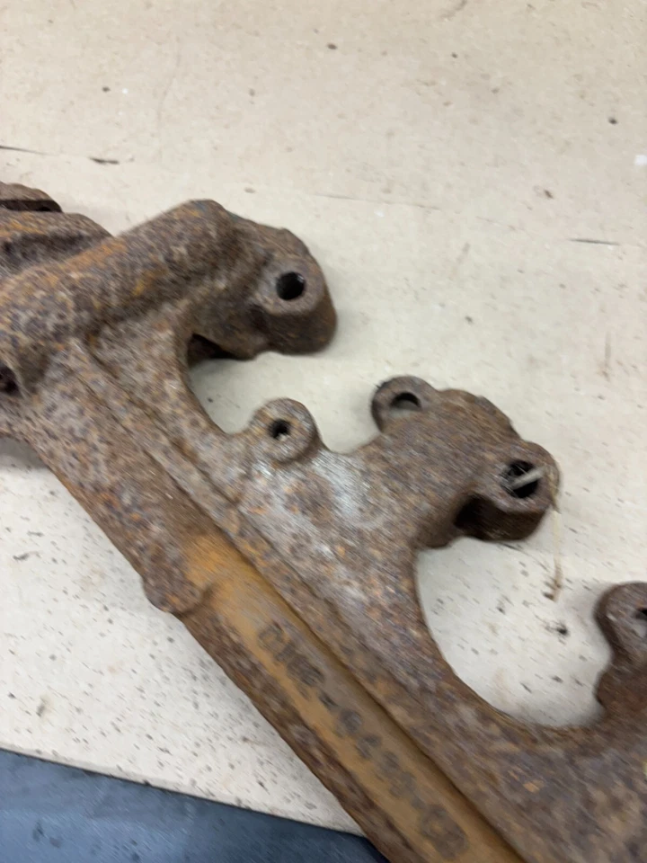 67 1968 69 Ford 289 302 Torino Mustang Cougar 289 302 colector de escape D1oe-9430 Foto 4 de 4