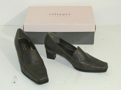 green low heel shoes