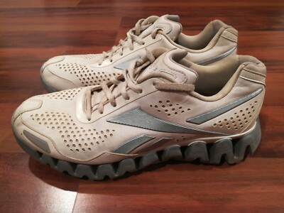 REEBOK ZIGFLOW ZIG TECH V50680 Sz 10.5 Mens RUNNING Shoes White Silver Metallic