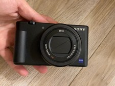 Sony ZV-1 20.1MP Compact Digital Camera Side flip-out 3.0  LCD screen 95 new