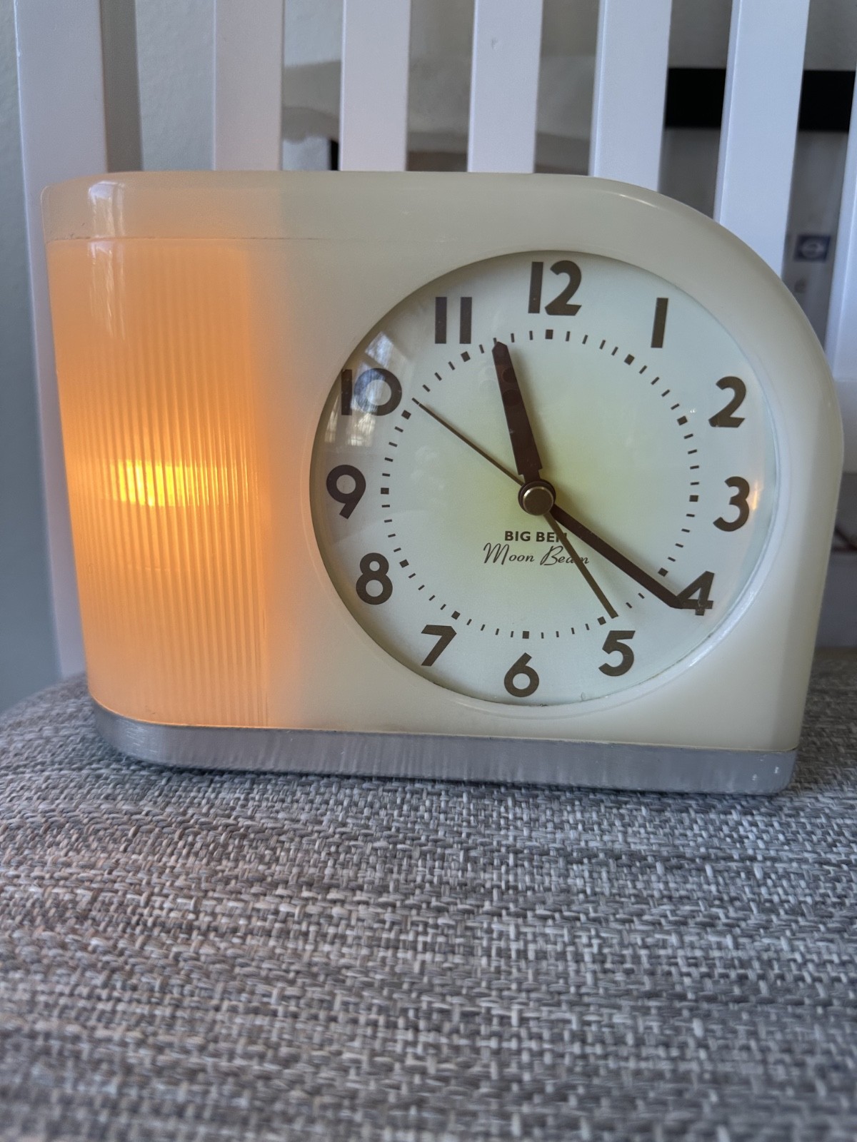 Westclox Big Ben Moon Beam Alarm Clock Model 4300 Yellow * E