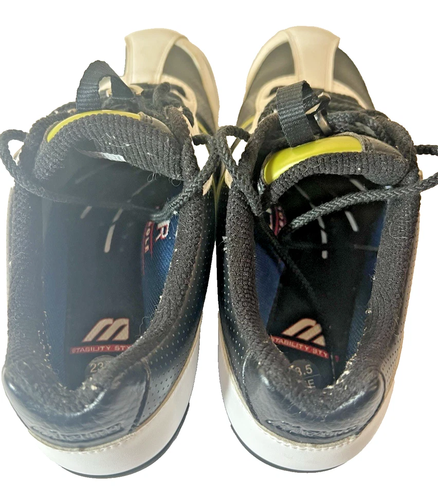 Mizuno Maximo Womens Leather Golf Shoes Size 6.5 or 23.5 cm - Image 3 of 4