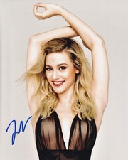 LILI REINHART signed autograph 20x25cm RIVERDALE in person autograph COA