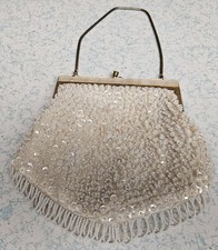 1950's IVORY SEQUIN BEAD EVENING BAG w/KISS LOCK CLOUSER