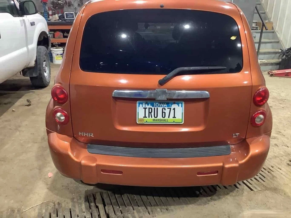 Used Front Left Door Assembly Front fits: 2007 Chevrolet Hhr electric Front Left Foto 2 de 4