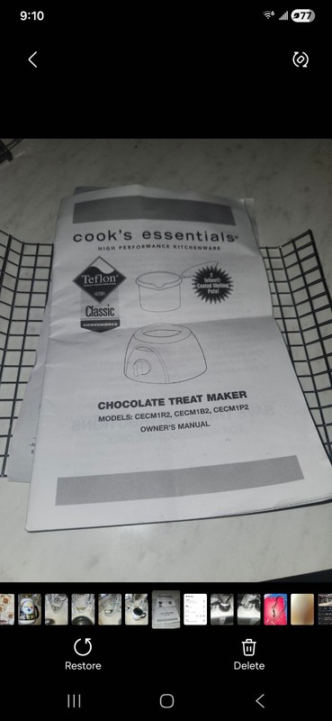 Cook's Essentials Chocolate Treat Maker Fondue Pot w’ Extra Pot, Molds, Utensils