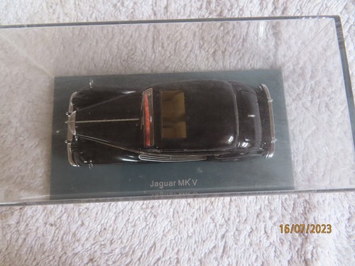 Neo Scale Models 1/43 Jaguar MK V Black And Gold Model Car in display case ..* - Picture 3 of 8
