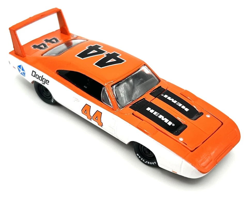 M2 MACHINES 1969 DODGE CHARGER DAYTONA HEMI AUTO HAULERS LOOSE - Image 4 of 4